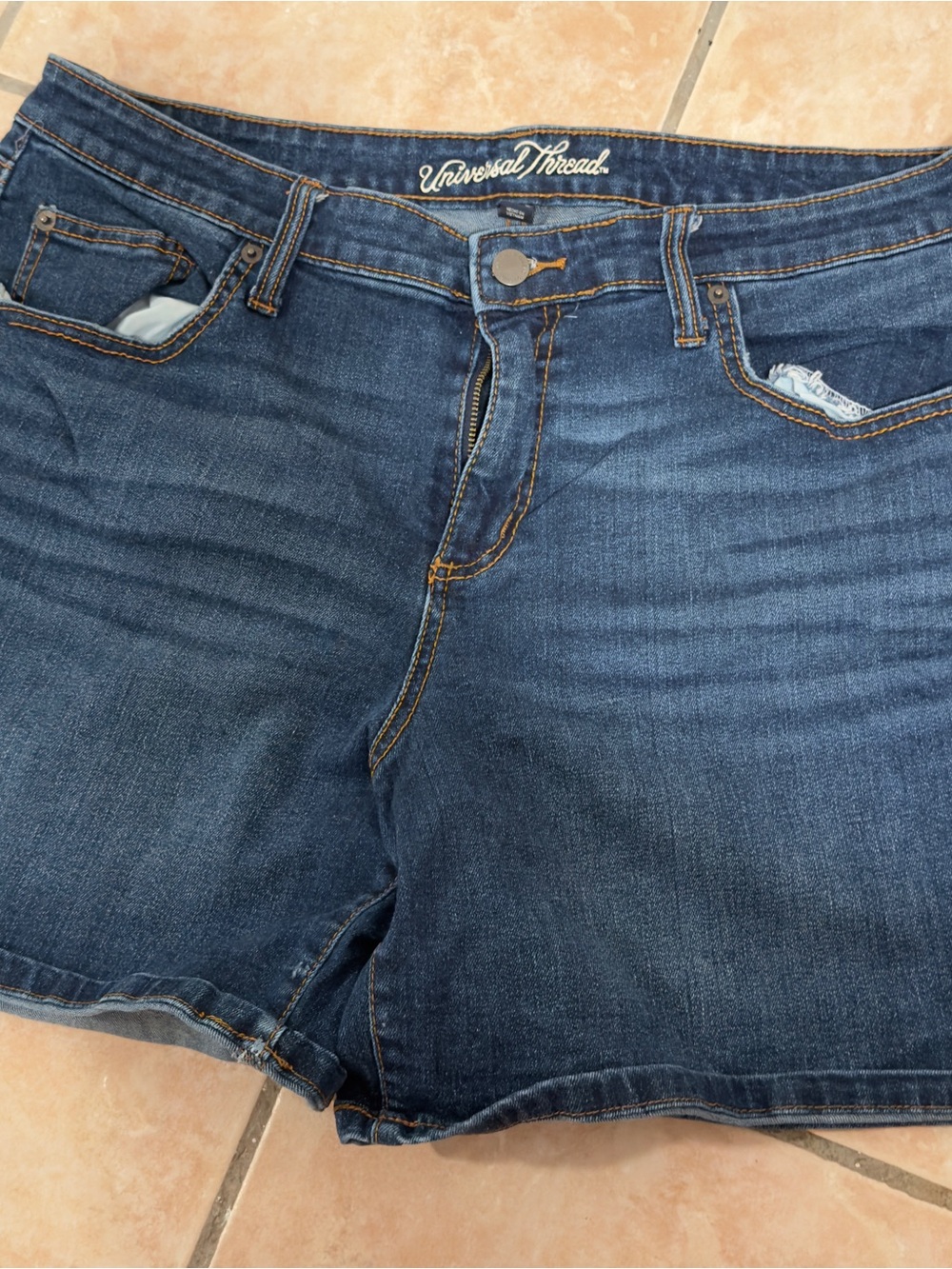 Universal Thread Dark Indigo Denim Shorts Size 16